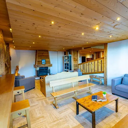 1650, In Out, Exceptional With Panoramic Views アパートホテル